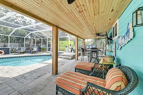 Charming Art-filled Cottage w/ Private Pool!