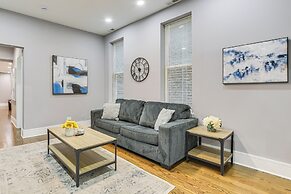 5 Mi to Dtwn: Ukrainian Village Apartment!