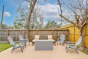 10 Mi to Dtwn Houston: Dog-friendly Home w/ Yard!