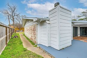 10 Mi to Dtwn Houston: Dog-friendly Home w/ Yard!