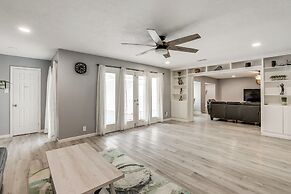 10 Mi to Dtwn Houston: Dog-friendly Home w/ Yard!