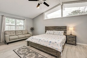 10 Mi to Dtwn Houston: Dog-friendly Home w/ Yard!