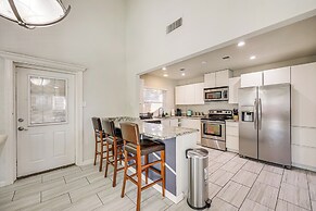 Apt 15 Mi to Dtwn San Antonio: Nurse's Haven!