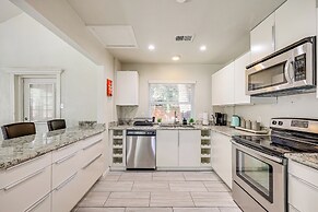 Apt 15 Mi to Dtwn San Antonio: Nurse's Haven!