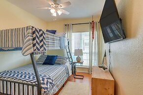 1 Mi to Shore: Condo w/ Pool Access in Galveston