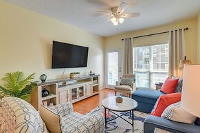 1 Mi to Shore: Condo w/ Pool Access in Galveston