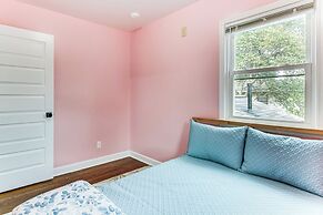 6 Mi to Spectrum Center: Spacious Getaway w/ Deck