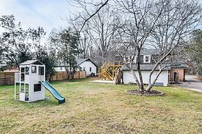 6 Mi to Spectrum Center: Spacious Getaway w/ Deck