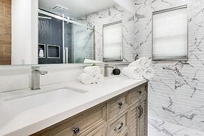 6 Mi to Spectrum Center: Spacious Getaway w/ Deck