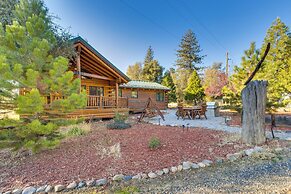 33 Mi to Yosemite NP: Custom Log Home w/ Deck!