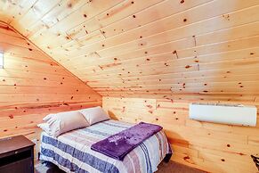 6 Mi to Spider Lake ATV Trails: Cabin w/ Fire Pit