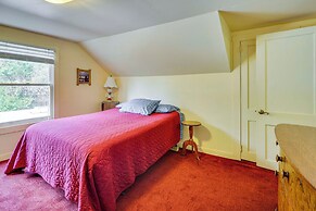 Shared Dock: Cozy Waterfront Retreat in Brunswick