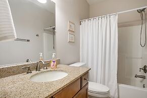 Hot Tub & Amenity Access: Lake Anna Retreat!