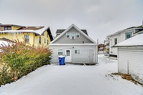 2 Mi to Dtwn: Syracuse Gem w/ Screened Porch