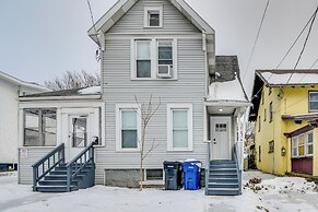2 Mi to Dtwn: Syracuse Gem w/ Screened Porch