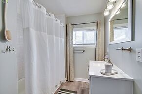 2 Mi to Dtwn: Syracuse Gem w/ Screened Porch