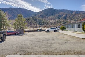 6 Mi to Hiking: Apartment in Frazier Park