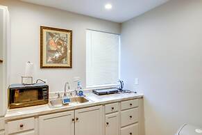 Hike & Explore: Studio Stay in Frazier Park
