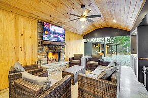 Fire Pits + Gazebo: Lakefront Escape in Terry!