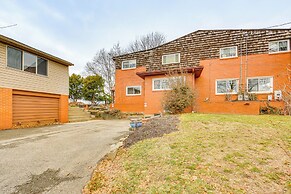 Rustic Chic Retreat: 4 Mi to Kennywood!