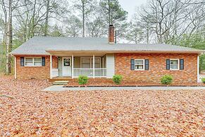 6 Mi to Salisbury: Forest-view Sanctuary!