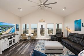 Perfectly Happy 4 Bedroom Home