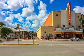 Dt 332 Havana Haus 3 Bedroom Home