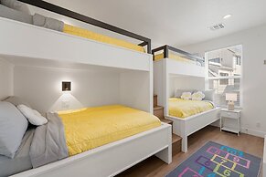 Beech Bungalow 5 Bedroom Townhouse