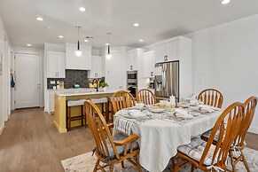 Beech Bungalow 5 Bedroom Townhouse