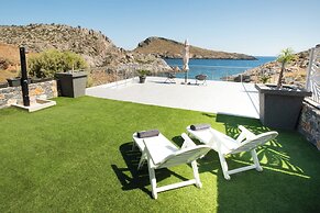 Beachfront Villa Kyma. Your own paradise