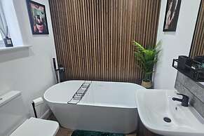 Saltaire Retreat 3 Bed House