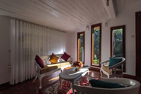 Greenwood Edge Kandy