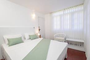 Greenwood Edge Kandy