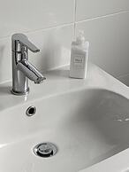 Detached Homestay With Private Rooms