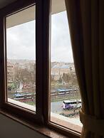 Alklas Hotel