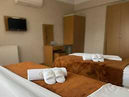 Alklas Hotel