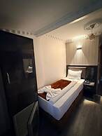 Alklas Hotel