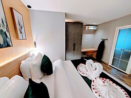 Condos De La ChiChi