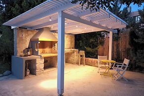 Villa Mirtylla luxury retreat. Pool Gym