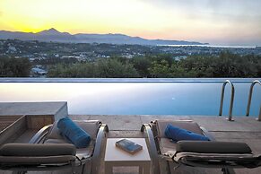 Villa Mirtylla luxury retreat. Pool Gym