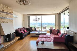 Villa Mirtylla luxury retreat. Pool Gym