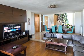 Villa Mirtylla luxury retreat. Pool Gym