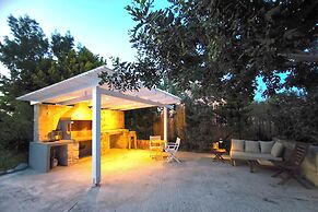 Villa Mirtylla luxury retreat. Pool Gym