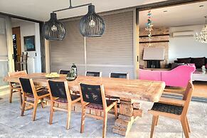 Villa Mirtylla luxury retreat. Pool Gym