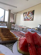 Sr. Hotel