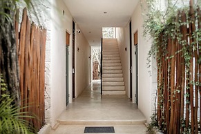 Jungle Resort Suites & Private Pool