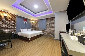 Pyeongtaek Station Gallery Hotel
