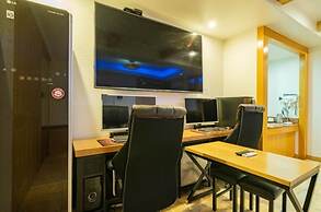 Pyeongtaek Station Gallery Hotel