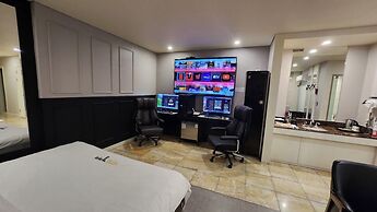 Pyeongtaek Station Gallery Hotel