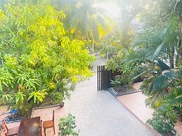 Golden Sun Boutique Hotel